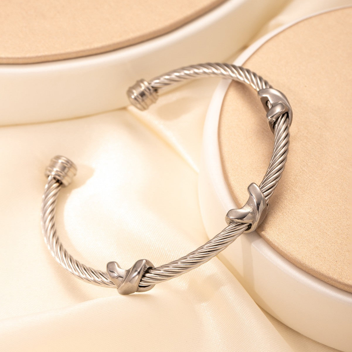 🌟Verstelbare Gedraaide Touw Armband