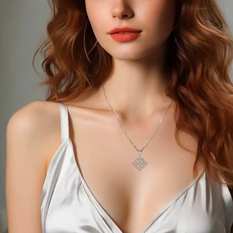 Collier Pendentif Étoile Scintillante pour Femme