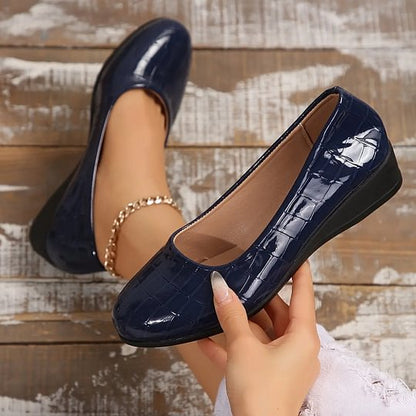 Chaussures en cuir pour femme légères et élégantes.
