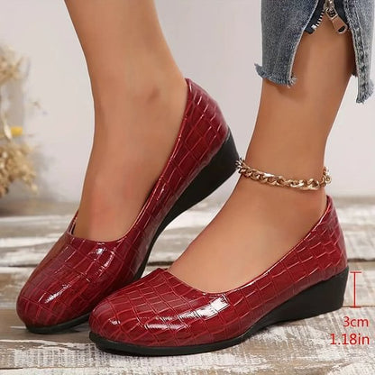 Chaussures en cuir pour femme légères et élégantes.
