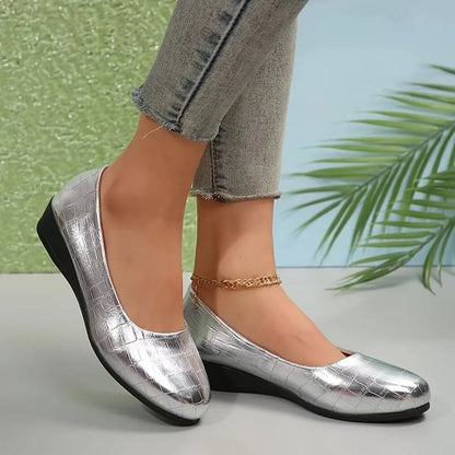 Chaussures en cuir pour femme légères et élégantes.