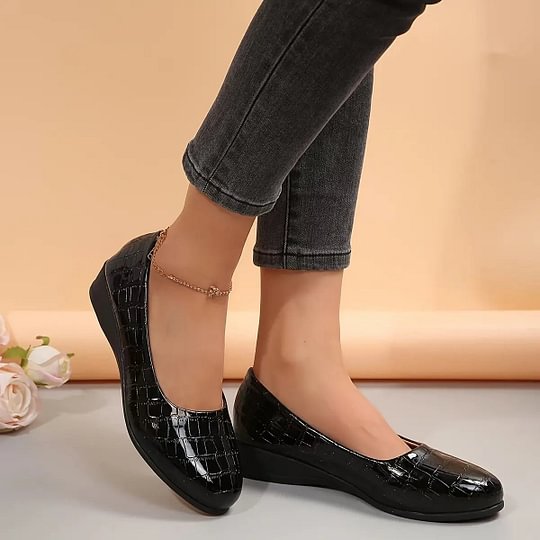 Chaussures en cuir pour femme légères et élégantes.