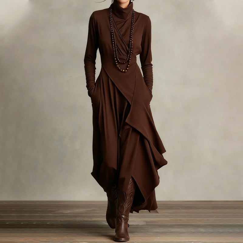 Robe longue asymétrique drapée à col haut élégante pour femme