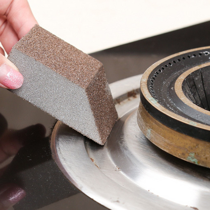 Éponge abrasive pour les taches tenaces