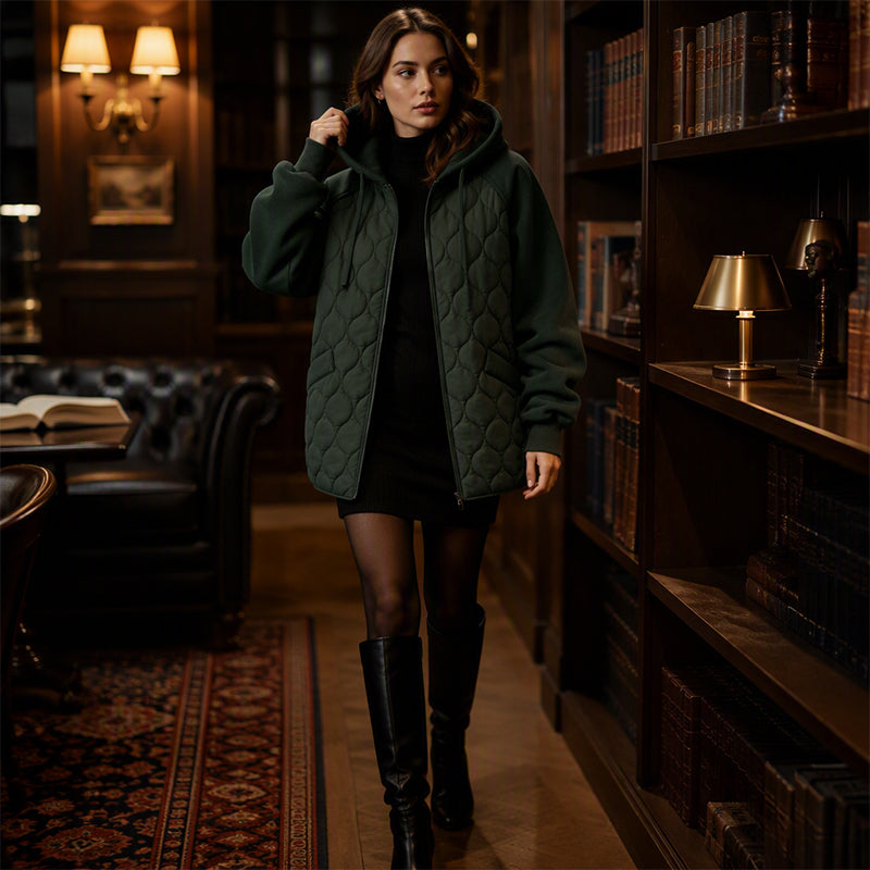 Veste matelassée à capuche et panneaux pour femmes